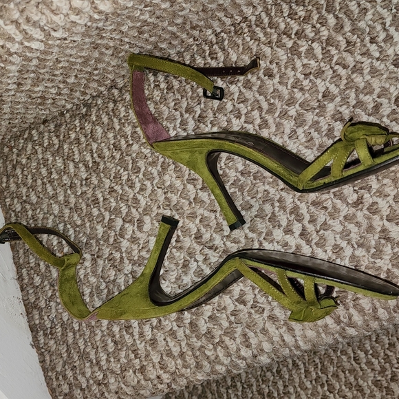 VIA SPIGA MADE IN ITALY REAL LEATHER SUEDE OLIVE ANKLE STRAPLOW HEEL PUM… - Picture 7 of 8